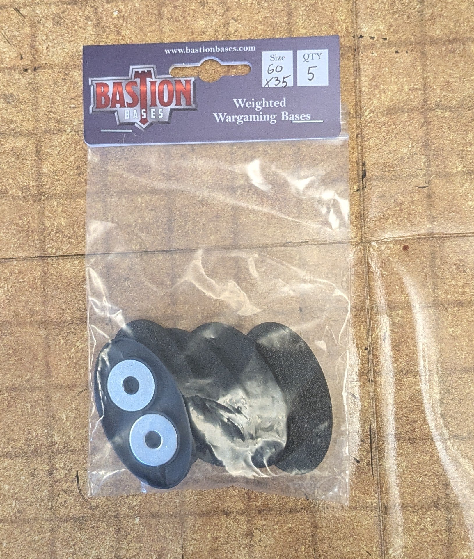 Oval Bastion Base: Weighted Wargaming Bases with Built in Magnet Slot